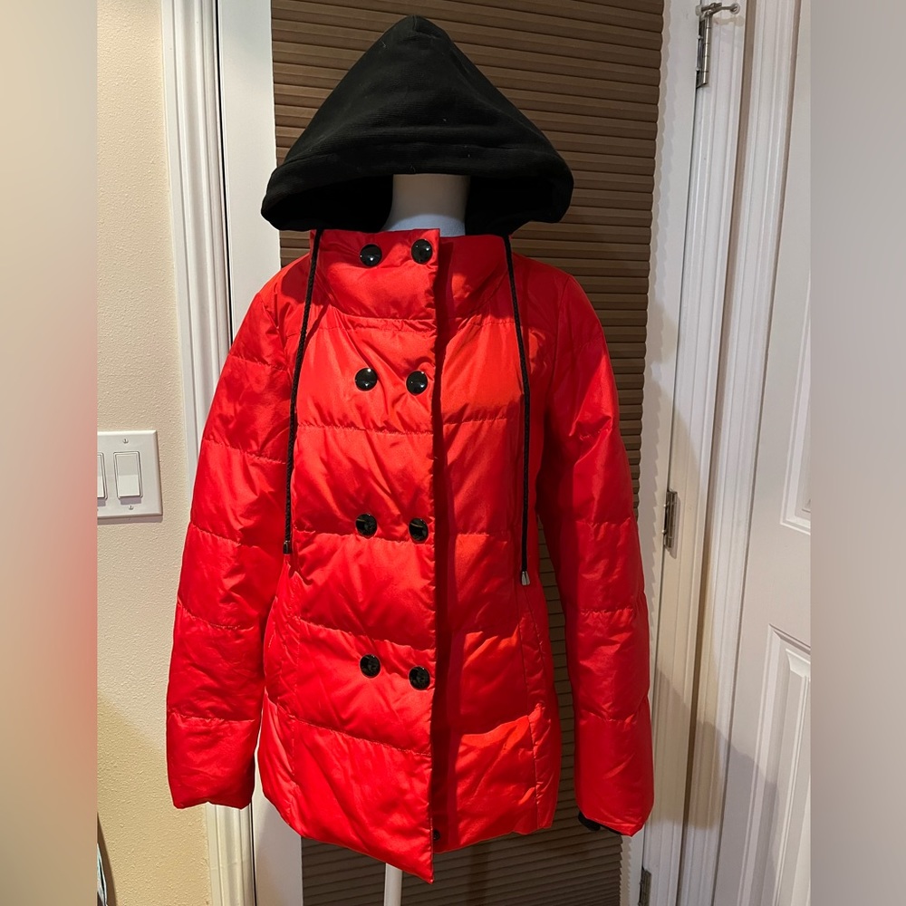 Beautiful New Red Down Puffer Coat with detachable hood